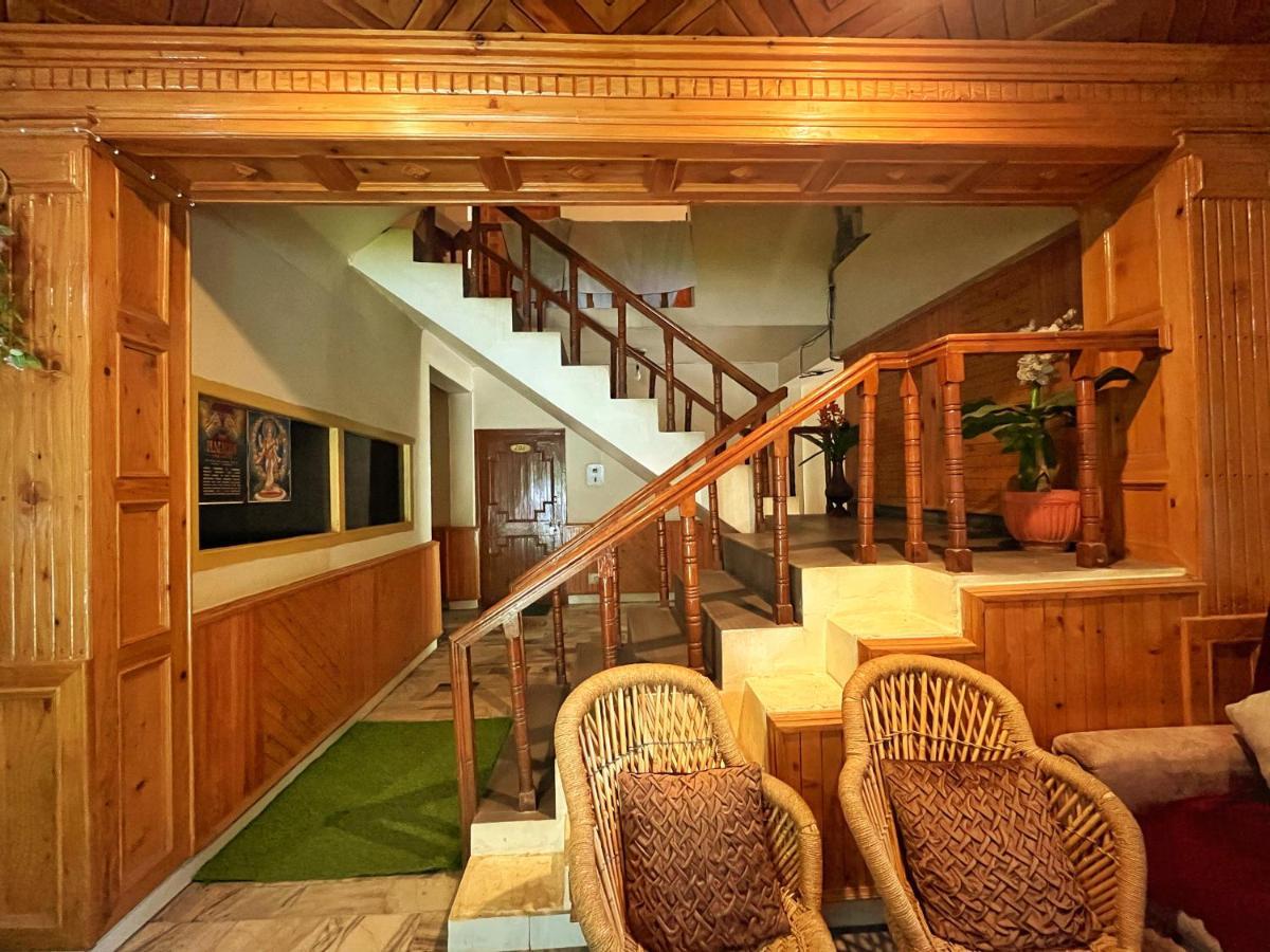 Hotel Anupam By Mid Orchard, カソル エクステリア 写真